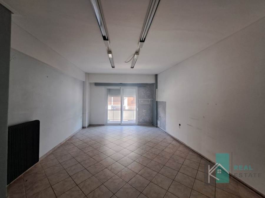 (For Rent) Commercial Office || Fthiotida/Lamia - 34 Sq.m, 200€ 