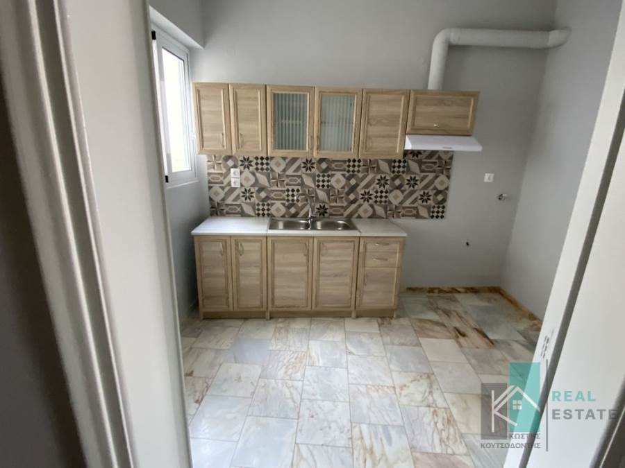 (Προς Ενοικίαση) Κατοικία Διαμέρισμα || Ν. Φθιώτιδας/Λαμία - 70 τ.μ, 2 Υ/Δ, 350€ 